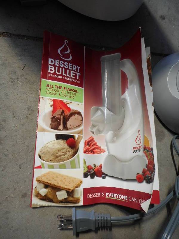 lot 26 image: Food Processor and Dessert Bullet
