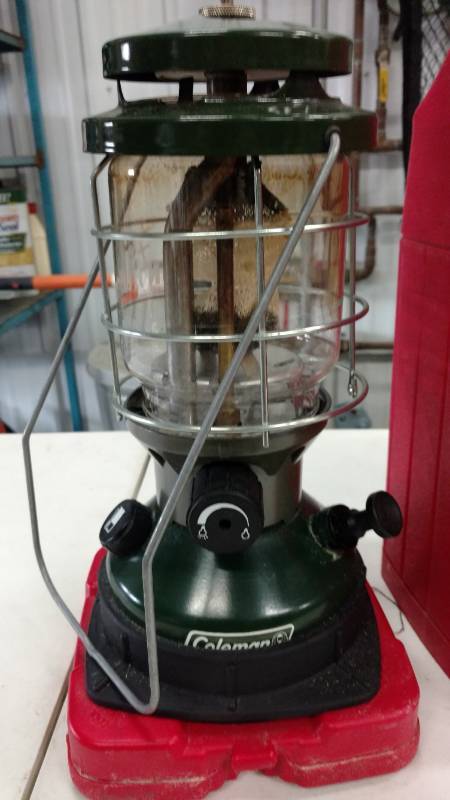 lot 19 image: Coleman gas lantern