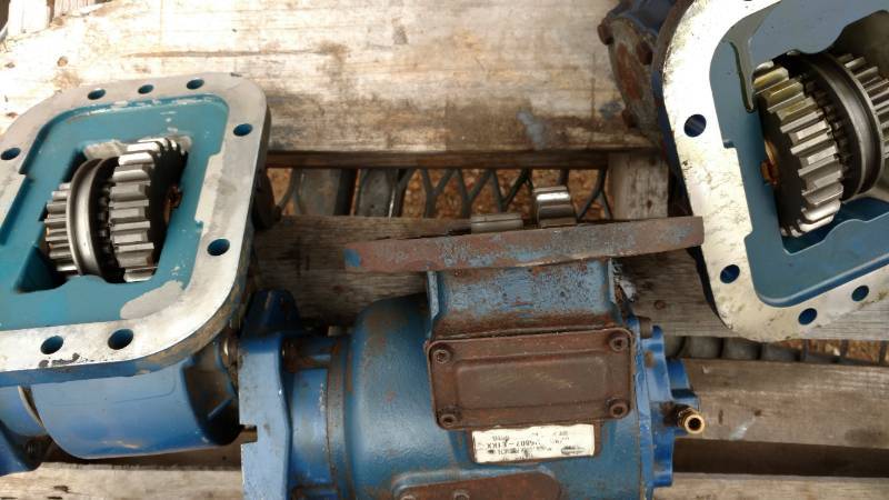 lot 39 image: Eaton Fuller PTO Munsey