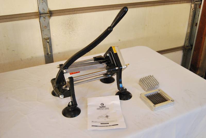 lot 24 image: Sportsman 206