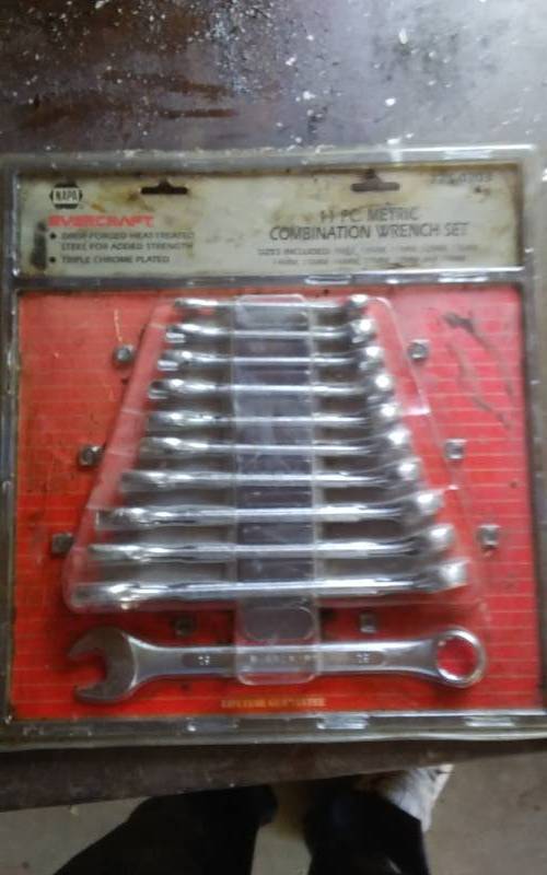 lot 18 image: 11-Piece NAPA Evercraft Combination Wrench Set