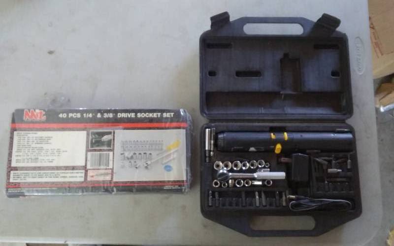 lot 39 image: 2-Tool Sets
