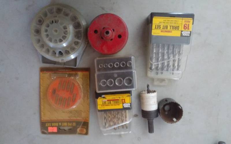lot 40 image: Lot Of Drill Bits, Drivers & Hole Saws