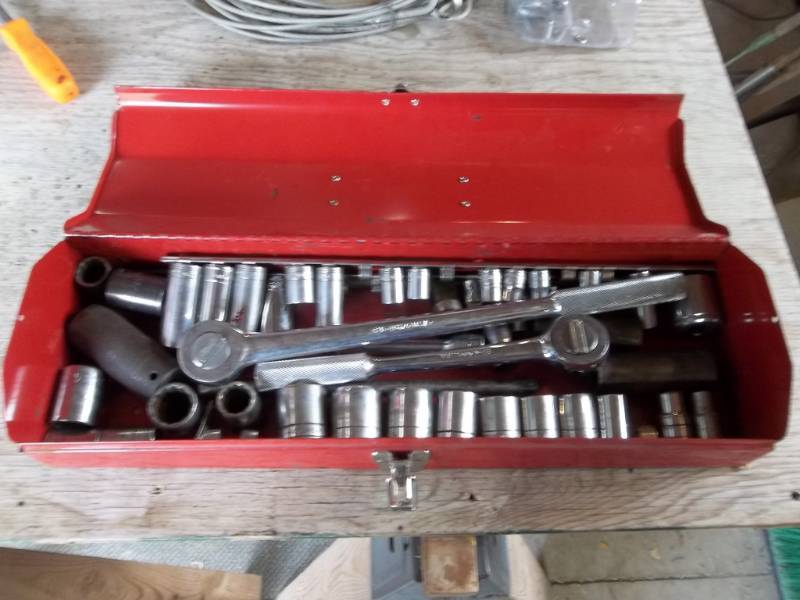 lot 28 image: Tool Box With Assorted Sockets (Most S & K), 2-12 Inch Drive S & K Ratchets