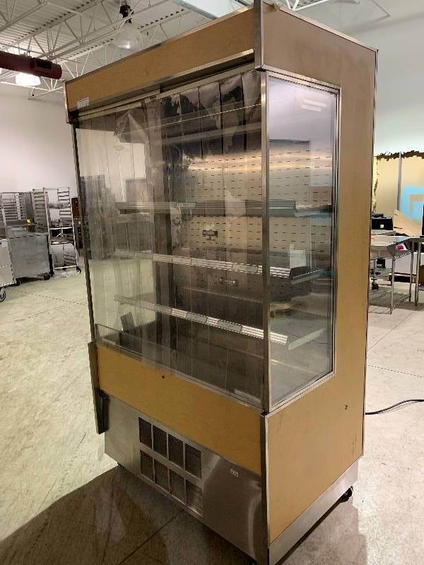 Federal Industries Refrigerated Self-Serve High Profile Merchandiser On Casters. &nbsp 240V Model RSSM-478SC-3Runs CoolsDelivery is Available