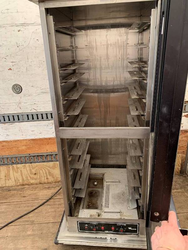 Wilder, glass door proofer cabinet, NSF, caster mounted, 120 volts, 28x33.5x71HWorks