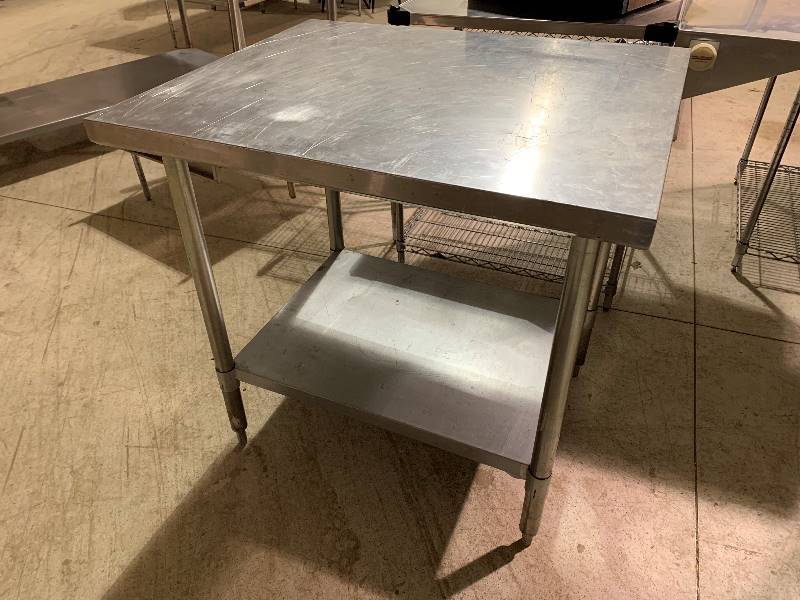 36 x 30 X 35stainless steel table with undershelf