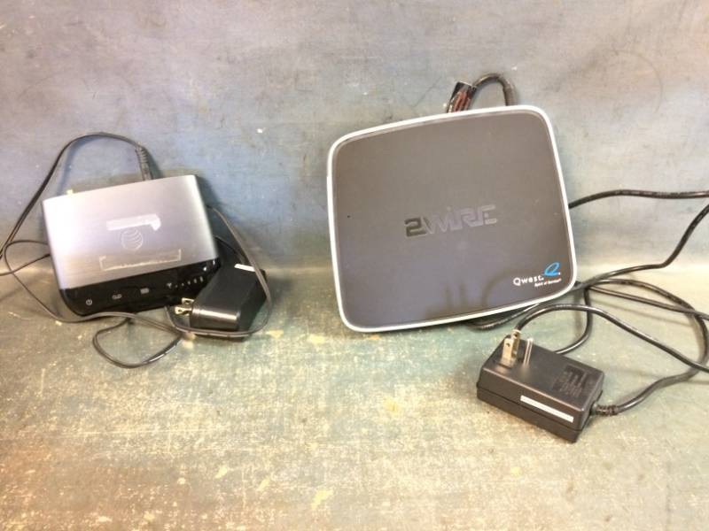 lot 9 image: WIFI Routers