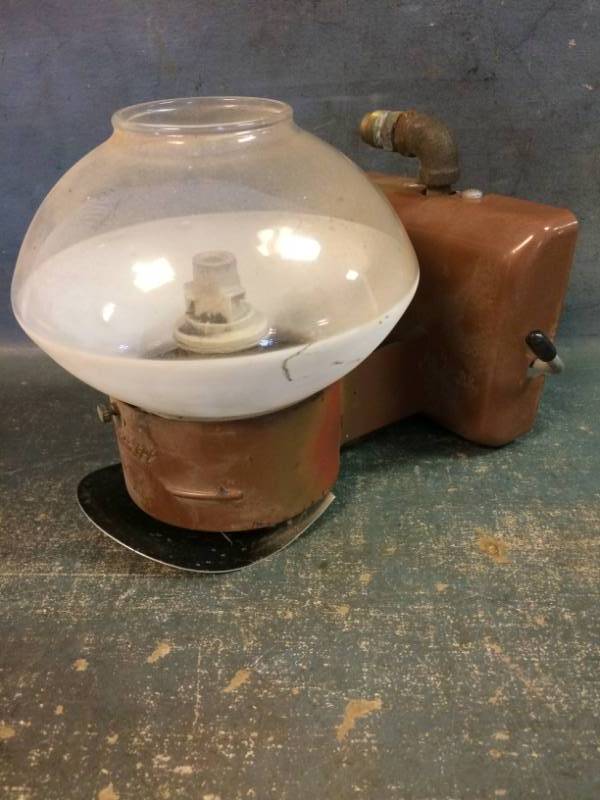 lot 17 image: Humphrey Propane Sconce Lamp