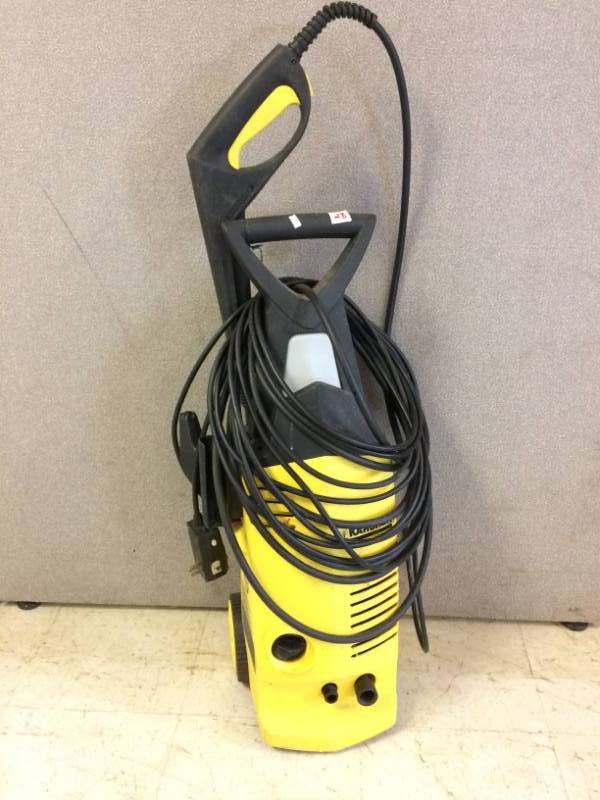 lot 28 image: Karcher Power Sprayer