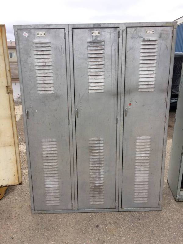 lot 66 image: Steel Lockers
