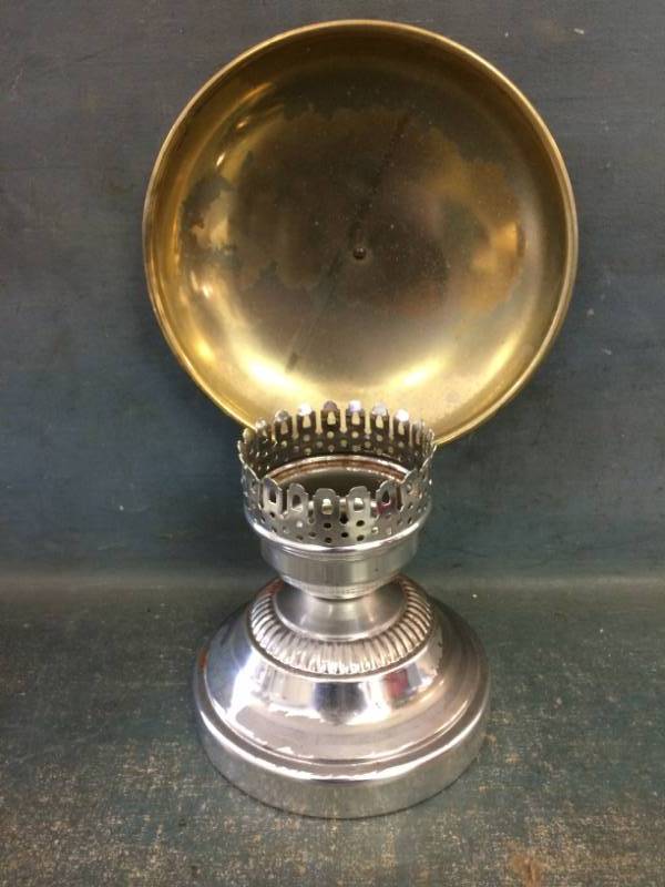 lot 30 image: Oil Candle Lamp
