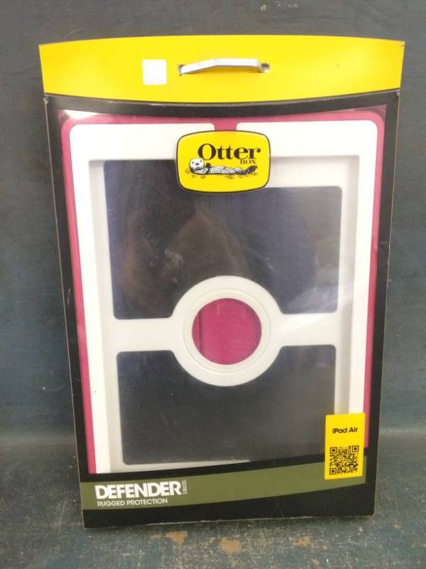 lot 33 image: OtterBox for iPad Air