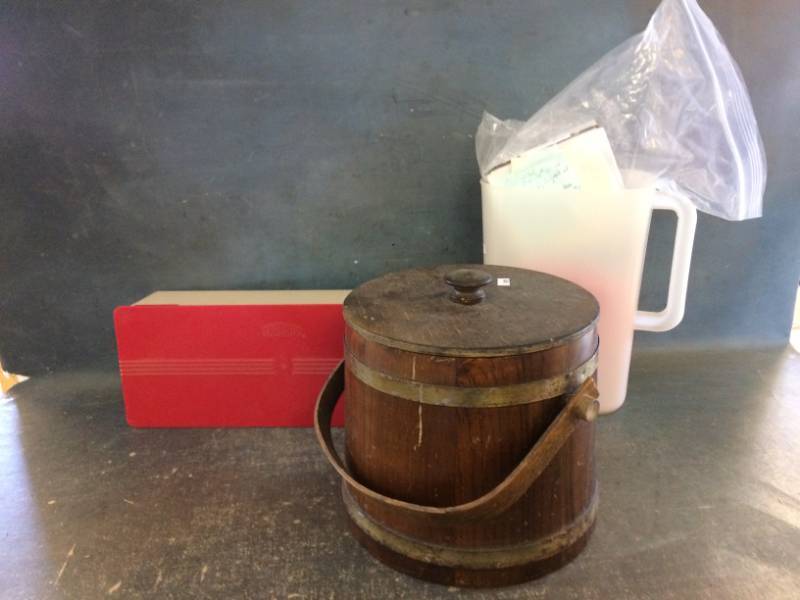 lot 53 image: Assorted Ice Buckets and Bins