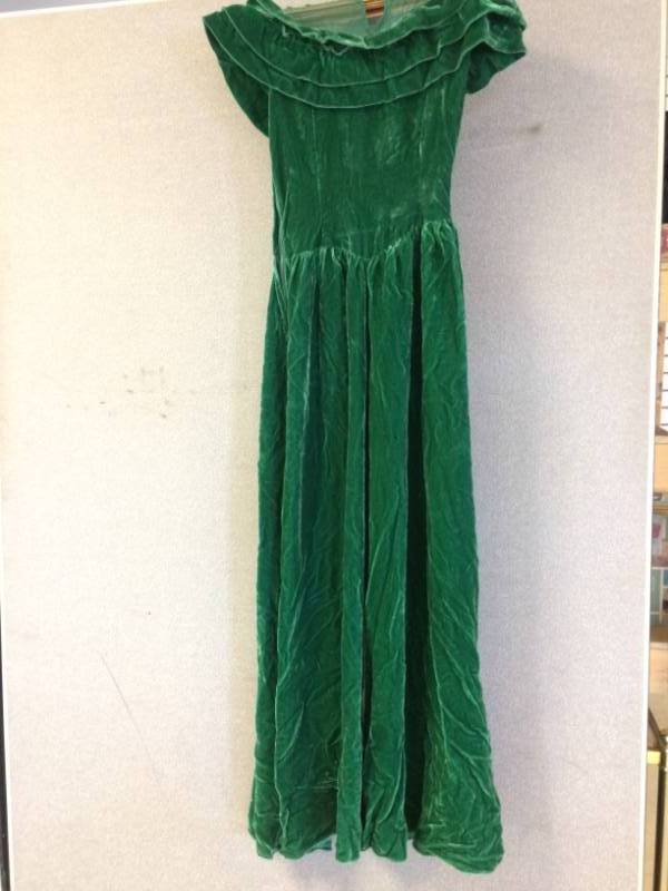 lot 59 image: Vintage Velour Dress and Gloves