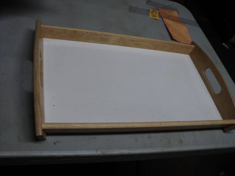 lot 36 image: Tray 21 x 12...