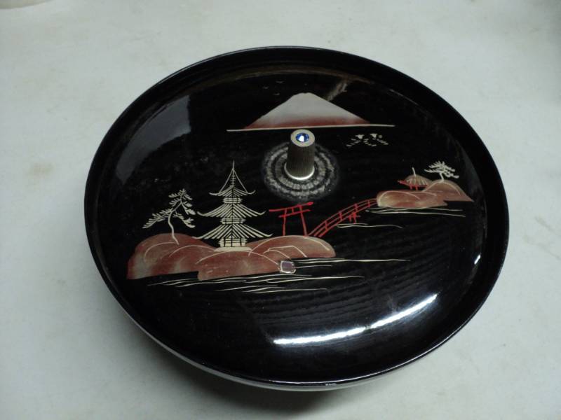 lot 50 image: Japanese Music Box Serving Tray...