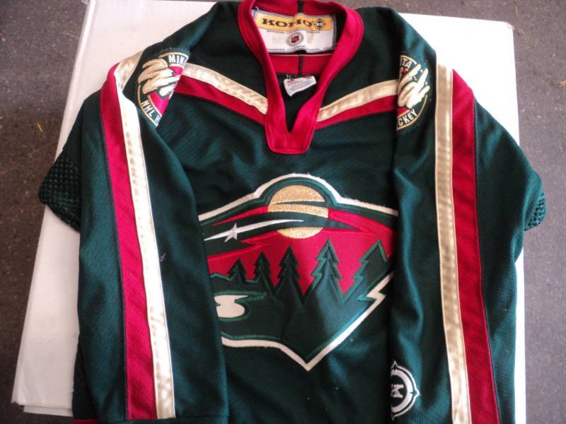 lot 68 image: Wild Jersey Youth Small...