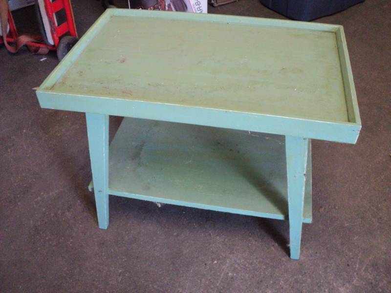 lot 72 image: Green Wood Stand 28 x 18 x 22 ...