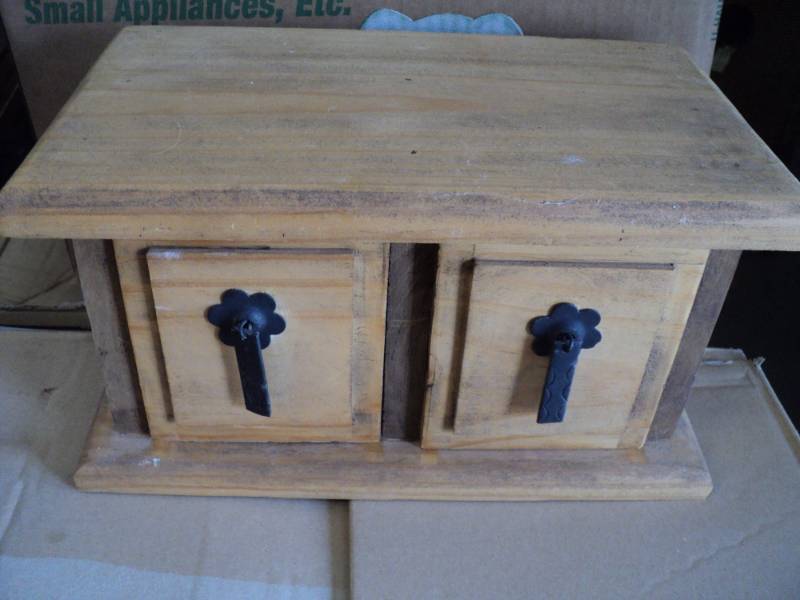 lot 86 image: Wood Box 13 x 8 x 18 with 2 Drawers...