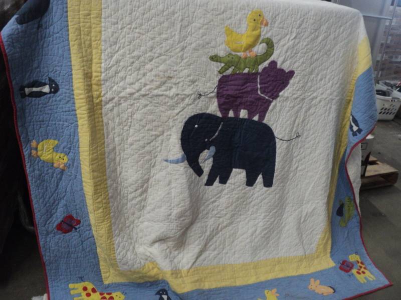 lot 94 image: Hand Made Quilt 70 x 88...