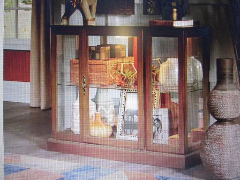 lot 12 image: Felicity Lighted Curio open box Ret...