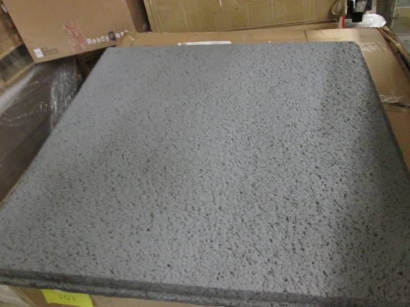 lot 79 image: 7 Cases USG 414 Frost ClimaPlus Cei...