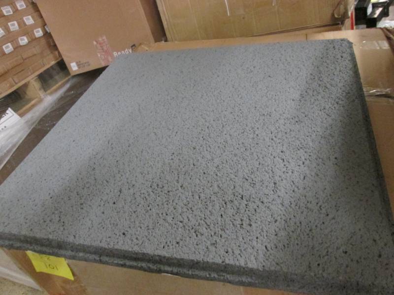 lot 86 image: 7 Cases USG 414 Frost ClimaPlus Cei...