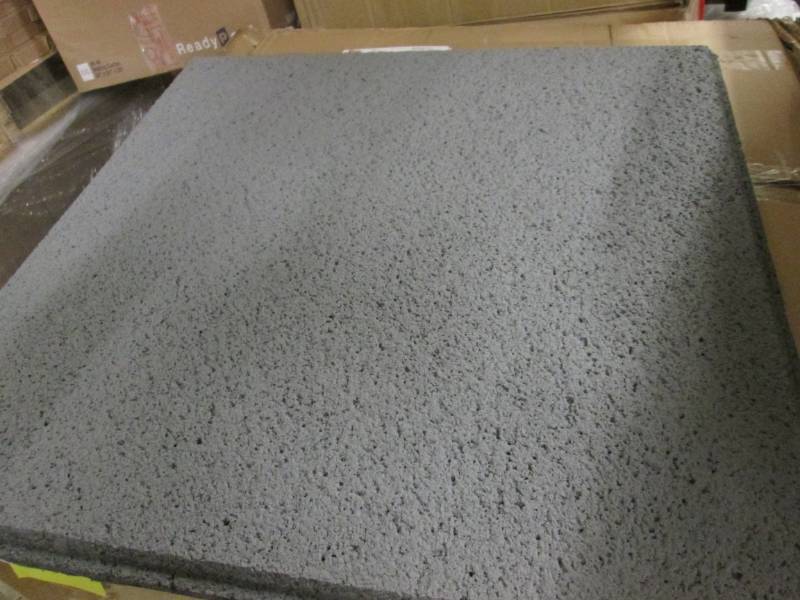 lot 88 image: 7 Cases USG 414 Frost ClimaPlus Cei...