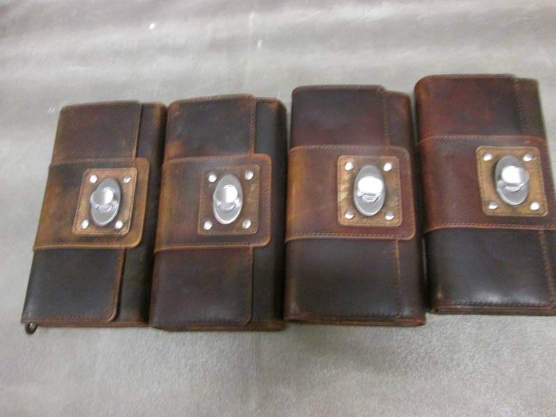 lot 105 image: Lot of 4 Moonshadow Canyon Leather ...