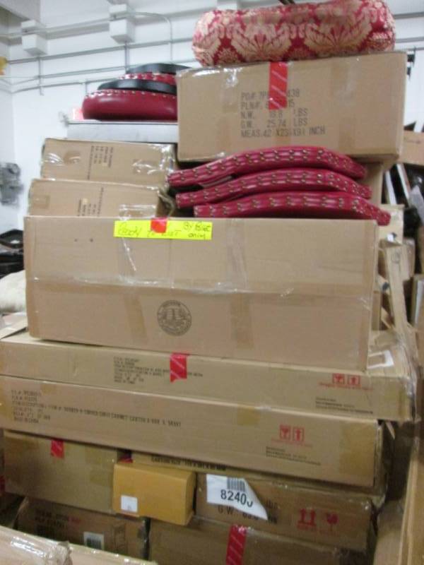 lot 151 image: Pallet of Furniture Damaged or Par...