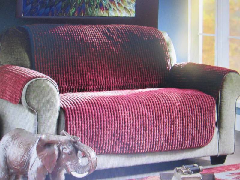 lot 155 image: Lot of 2 Puff Furniture Protector L...