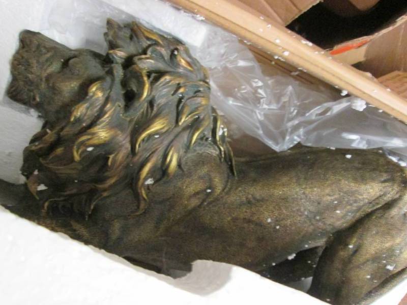 lot 190 image: Crouching Lion Table open box- no g...