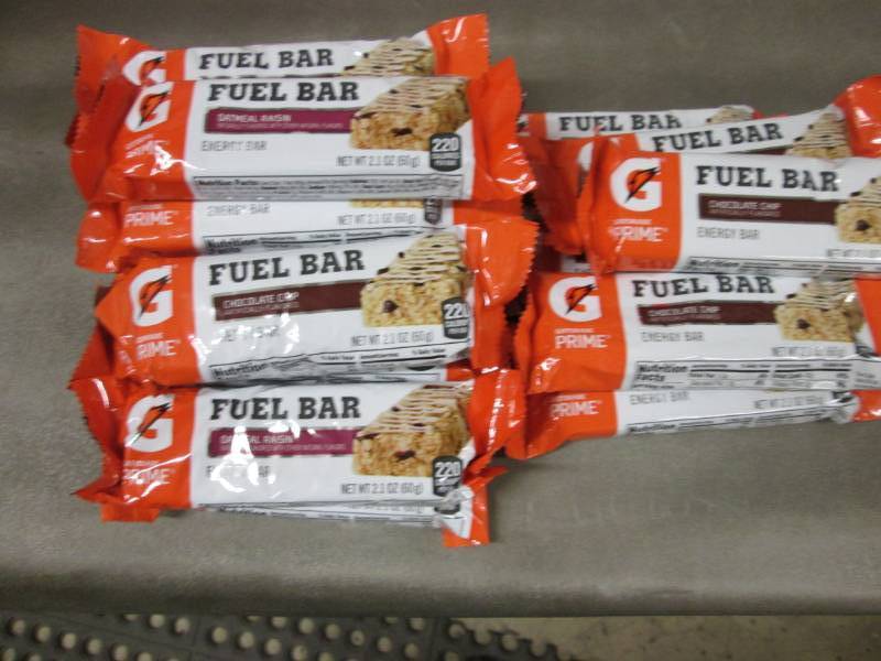lot 228 image: Lot of 18 Gatorade Chocolate Chip &...