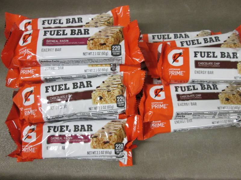 lot 231 image: Lot of 18 Gatorade Chocolate Chip &...