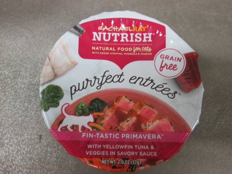 lot 264 image: Case of 24 - 20z packs RachelRay Nu...