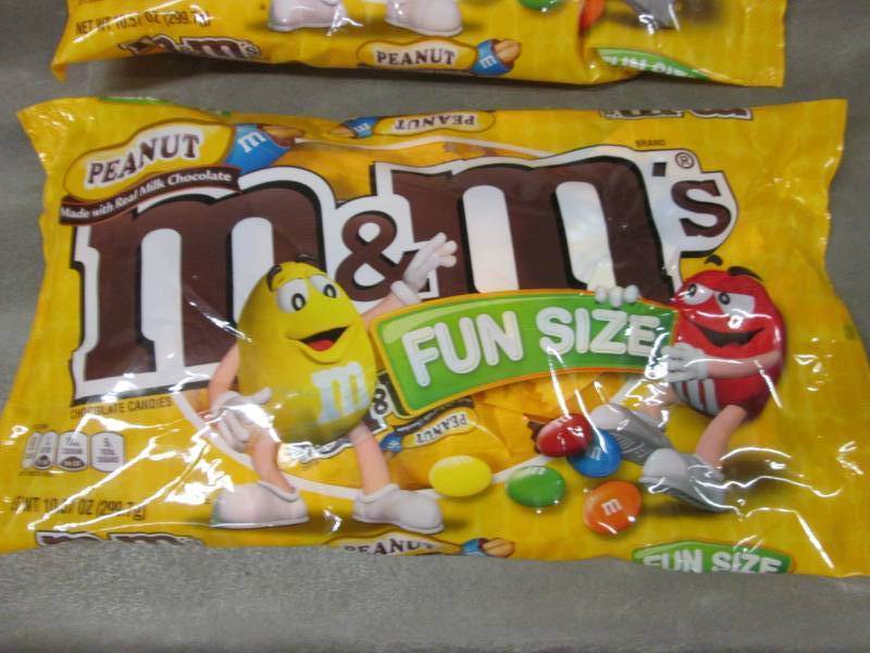 lot 313 image: 3 Bags Peanut M&M Fun Size 10.57 oz...
