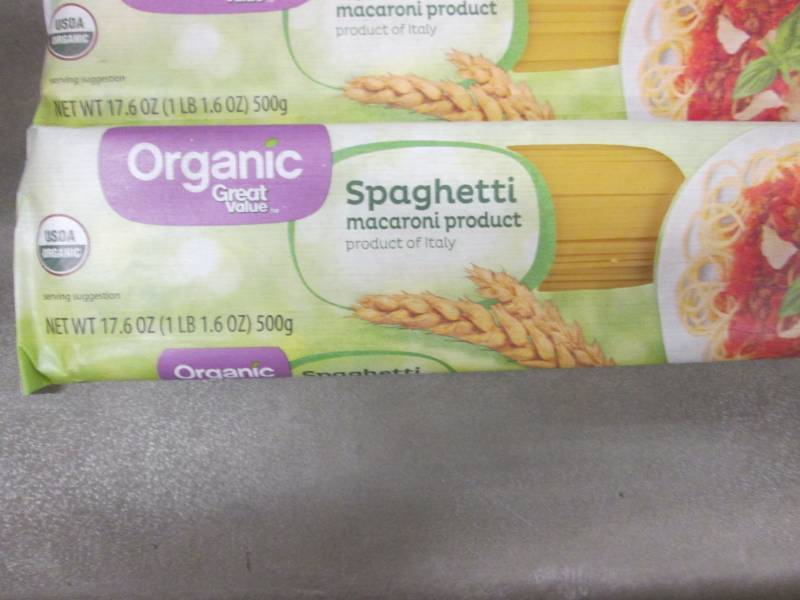 lot 326 image: 5 Pkg Great Value Organic Spaghetti...