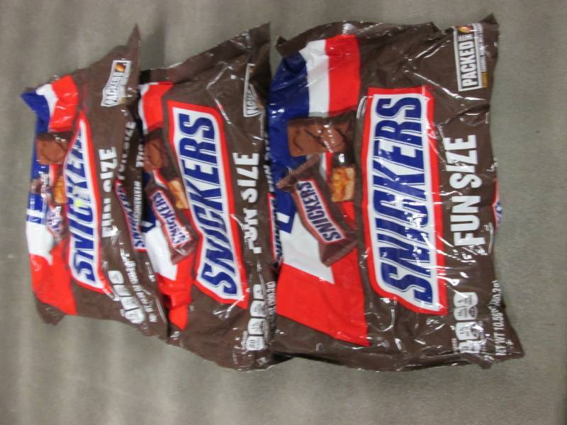 lot 388 image: 3 Bags Snickers Fun Size...