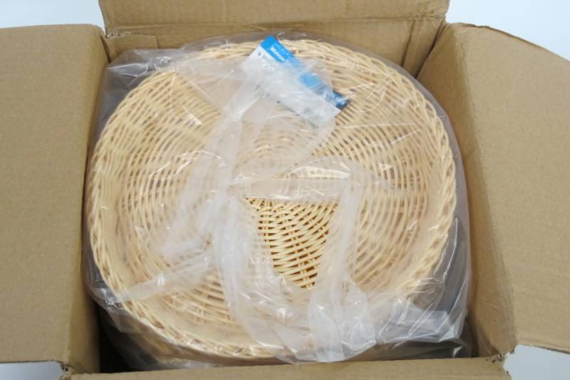 lot C3 image: Carlisle 655406 11 Round Bread Basket - Polypropylene, Oatmeal (Pack of 6)