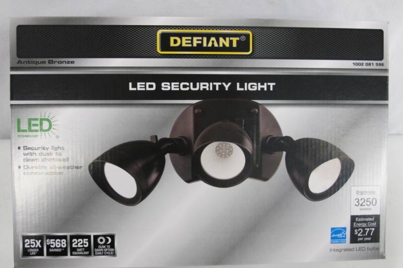 lot THD6 image: Defiant 3-Light Integrated LED Outdoor Bronze Dusk to Dawn Security Flood Light NEW in Box