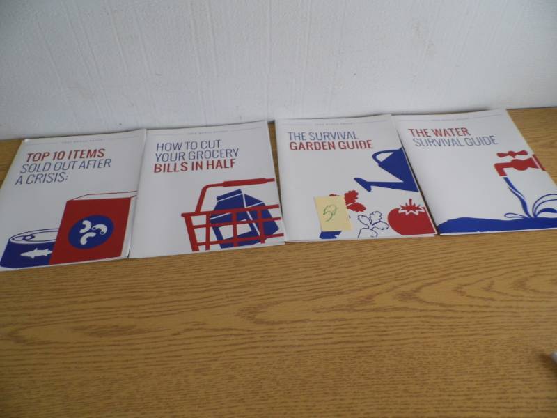 Lot of 4 Survival Guides