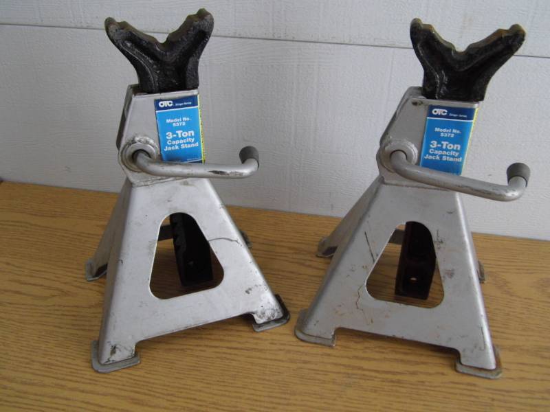 Pair of 3 Ton Jack Stands