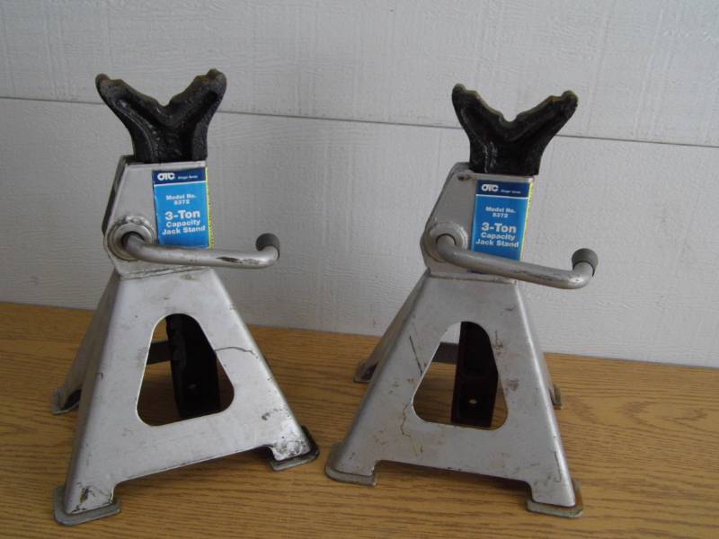 Pair of 3 Ton Jack Stands