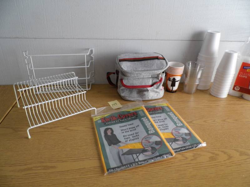 Lunch Tote - Table Covers - cups