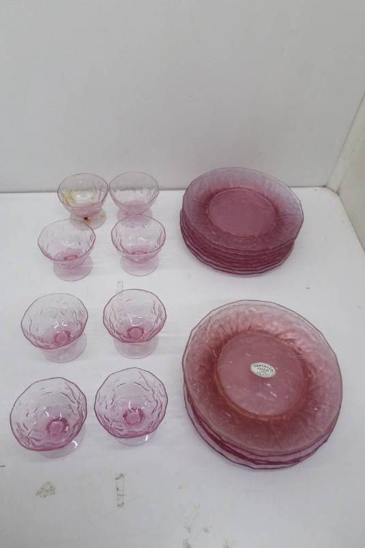 lot 65 image: Driftwood Casual By Seneca Hand Blown Pink Glass- 8 Cups, 13 Plates