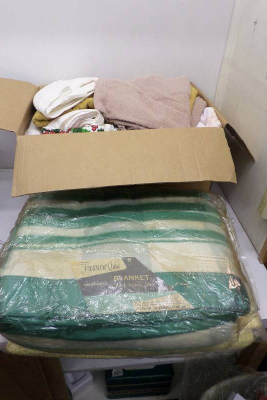 lot 74 image: Linen, Blankets, Towels and a Drap