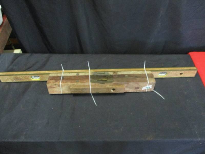 lot 32 image: 5 Vintage Levels, 1 4 Foot Stanley no 2513AR, 2 24 Stanley Rule and Level Co, 1 G-S Company Pine Meadow USA, 1 12 Made in the USA