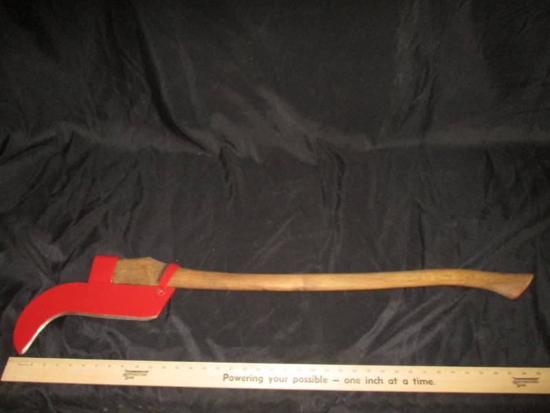 Vintage Brush, Axe, Red, Estate Auction #39