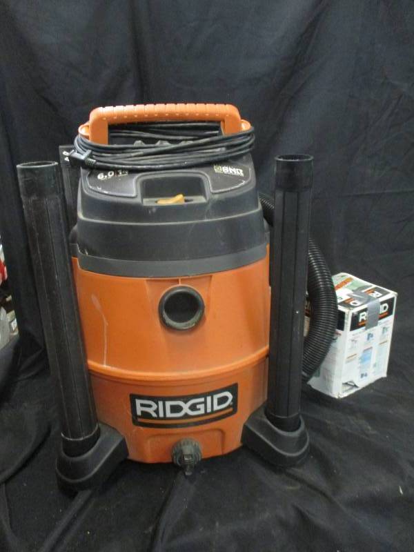 lot 45 image: Ridgid Vacuum MN UMWD14500 and Extra Hepa  Filter